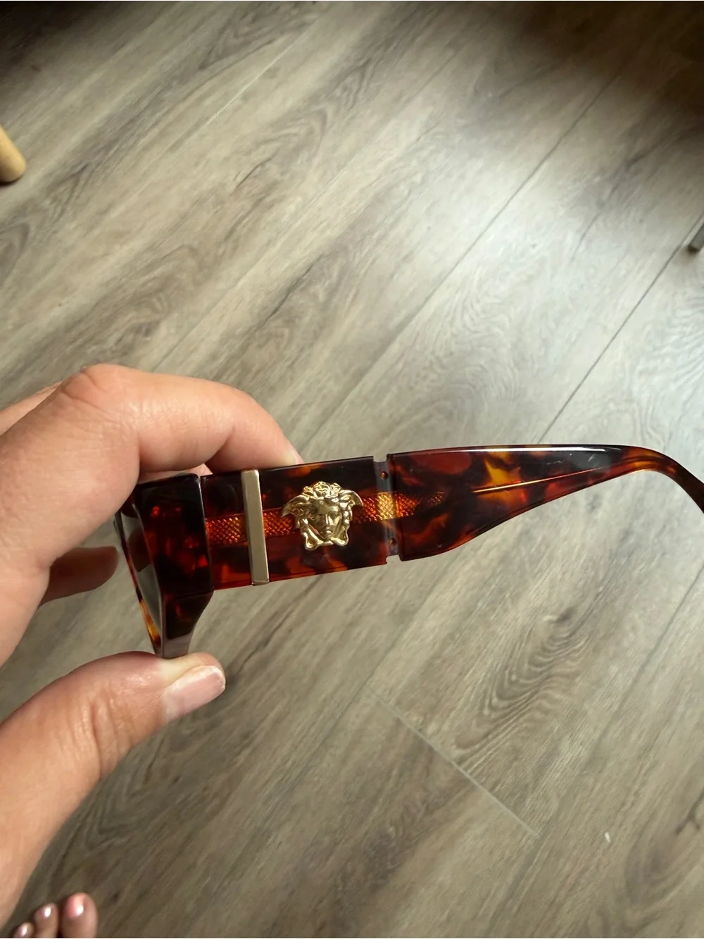 Versace Tortoiseshell Cat-Eye Sunglasses - Brown Lenses